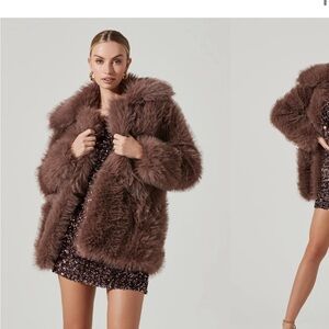 Astr The Label-Hadley Faux Fur coat